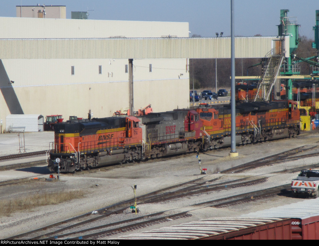 BNSF 9714